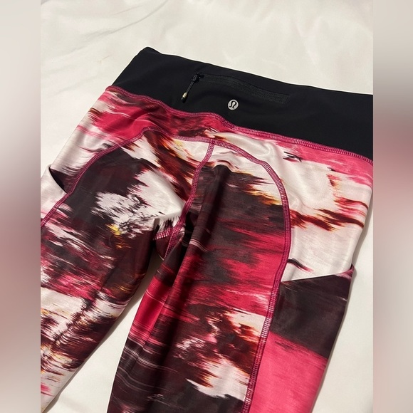 Lululemon Speed Tight IV *Full-On Luxtreme - Picture 9 of 10